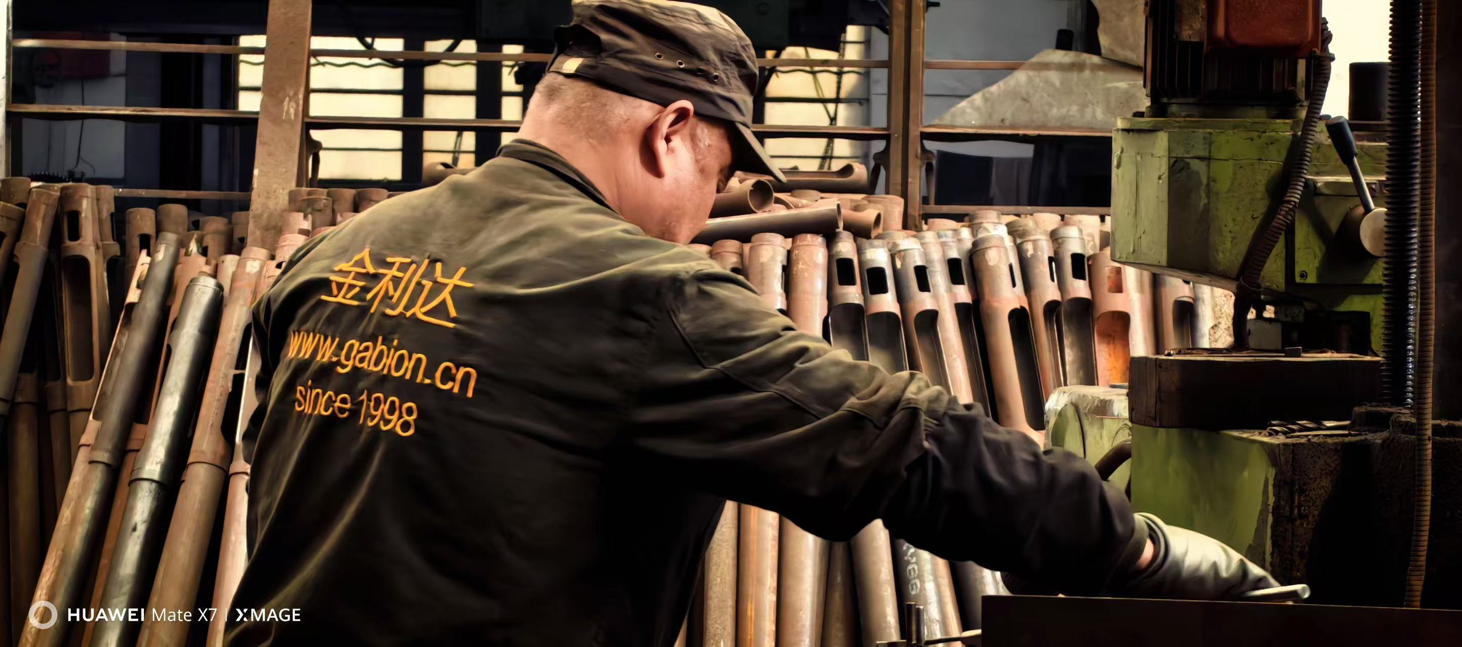 أحدث مدونات الشركة حول Since 1998: JINLIDA as Source Manufacturer of CNC Gabion Machine for Global Wire Mesh Production