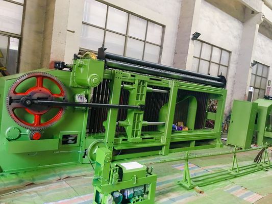 شراء PLC التحكم 4 مم النسيج شبكة الأسلاك المجلفنة ماكينة التصنيع عبر الإنترنت