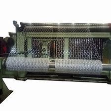 شراء قفص تربية 4300mm عرض PVC سلك التراب مربع آلة التصنيع عبر الإنترنت